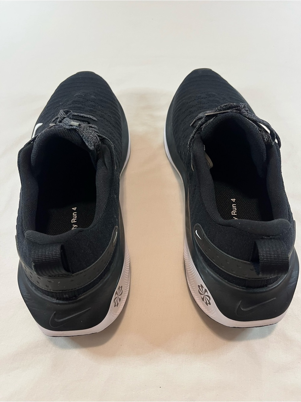Nike Infinity Run 4 Men’s Black Athletic Sneakers - Picture 4 of 8